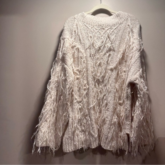 Anthropologie Fringed Pullover Knit Sweater Sequin Fringe in Ivory Large EUC - Picture 10 of 16